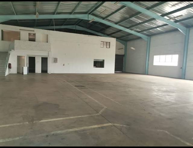850M² WAREHOUSE TO LET IN MKONDENI